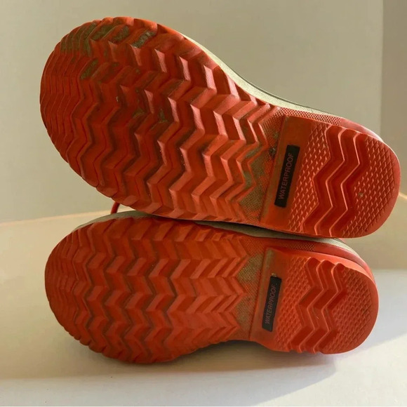 Sorel Toddler Yoot Pac Boot Dark Green and Orange Size 10. - Picture 7 of 9